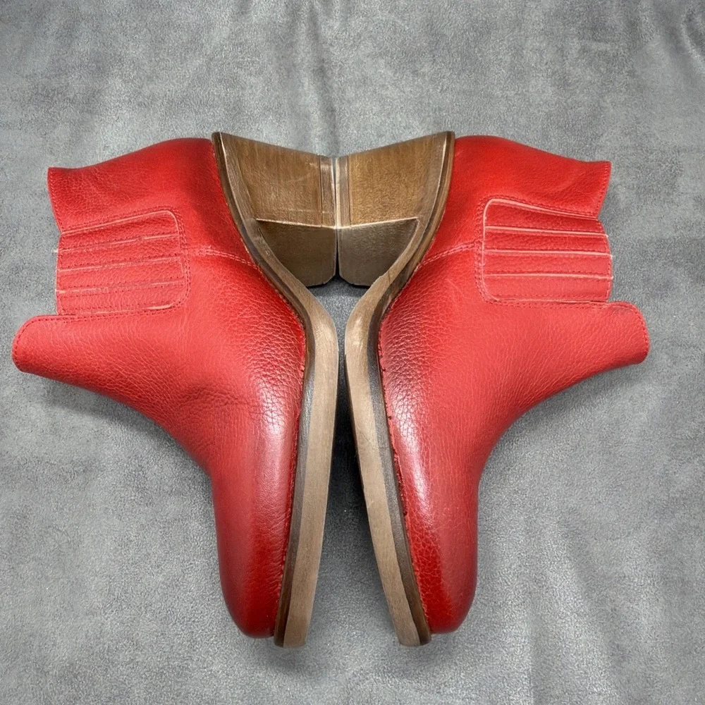 Miz Mooz Leather Heeled Ankle Daveena Boot Red Size 36